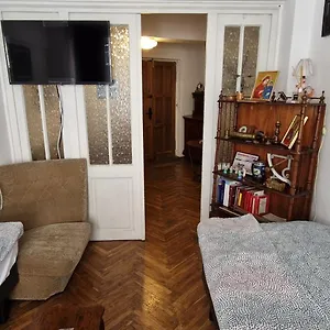 Domum - The Comunist Appartamento Bucarest