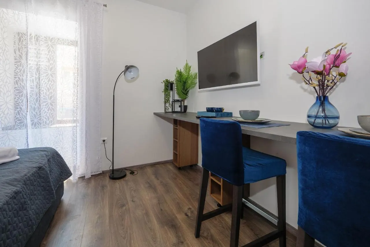 Arena Delight Studio Apartments Pula