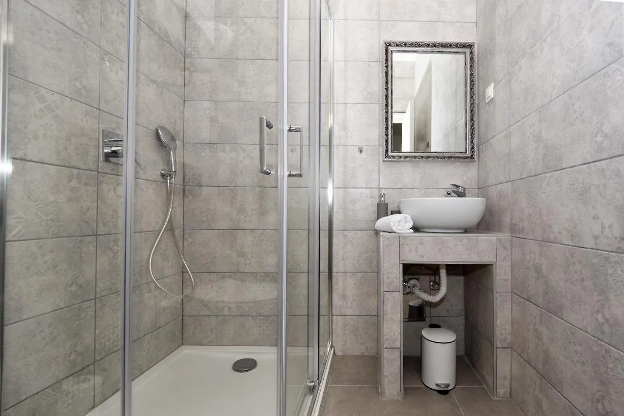 Arena Delight Studio Apartments 普拉
